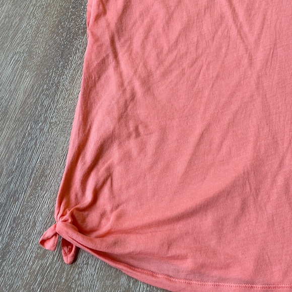 Lululemon Basic Tee Short Sleeve Size 8 - Picture 10 of 10